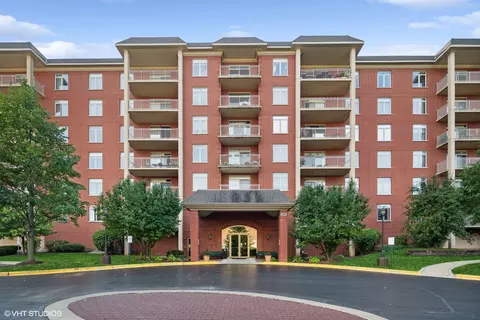 8300 Callie Ave #112, Morton Grove, IL 60053