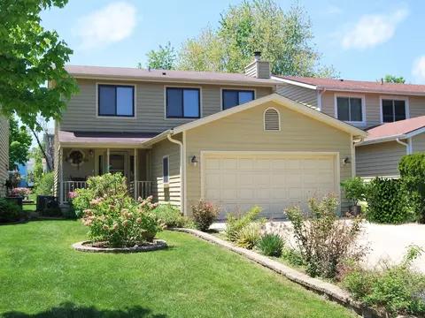 23468 N East Rd, Lake Zurich, IL 60047