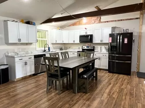407 E Booth St, Tampico, IL 61283 photo 4