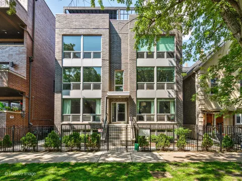 2140 W Rice St #1E, Chicago, IL 60622