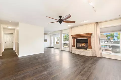 15526 S Pawnee St, Plainfield, IL 60544 photo 2