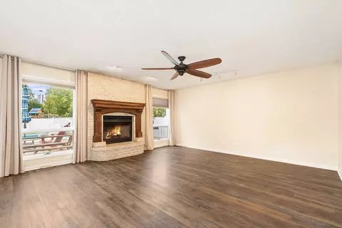 15526 S Pawnee St, Plainfield, IL 60544 photo 3