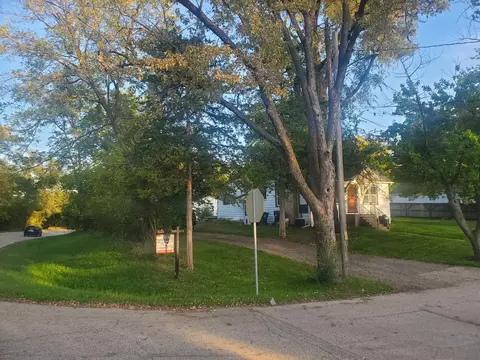 34871 N Robin Rd, Ingleside, IL 60041 photo 7