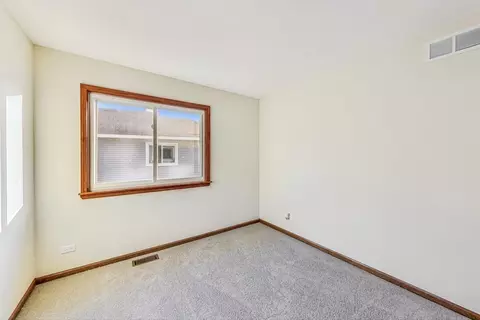 663 Grenache Ct, Bartlett, IL 60103 photo 34