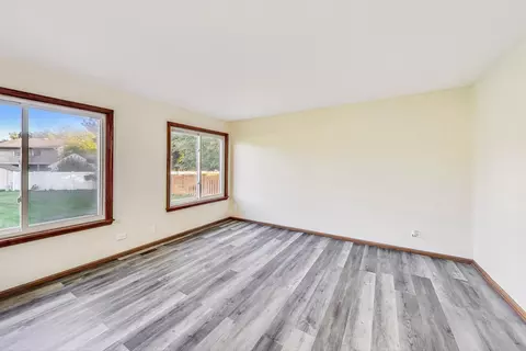 663 Grenache Ct, Bartlett, IL 60103 photo 19