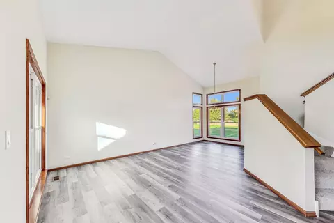 663 Grenache Ct, Bartlett, IL 60103 photo 6