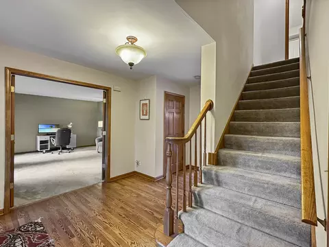 3511 Lakeview Dr, Algonquin, IL 60102 photo 3