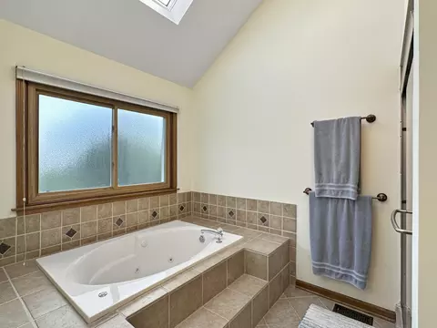 3511 Lakeview Dr, Algonquin, IL 60102 photo 18
