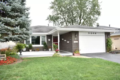 5209 137th Pl, Crestwood, IL 60445
