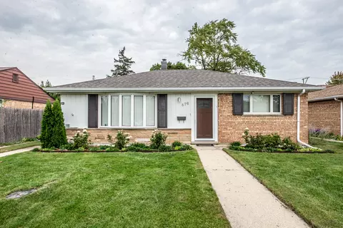 876 Oakwood Ct, Des Plaines, IL 60016