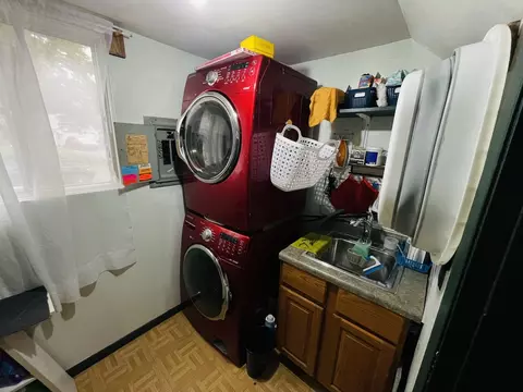 Undisclosed, Elgin, IL 60120 photo 13