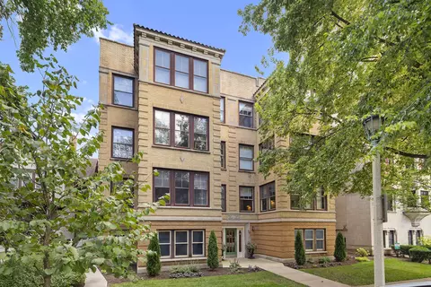 314 S Wisconsin Ave #1S, Oak Park, IL 60302