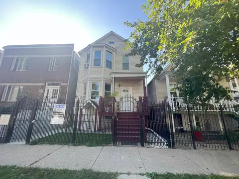 1806 N Washtenaw Ave, Chicago, IL 60647