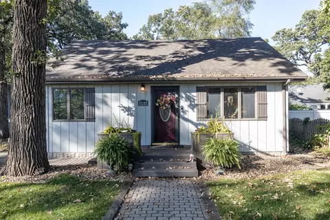 23144 W Oak St, Plainfield, IL 60544