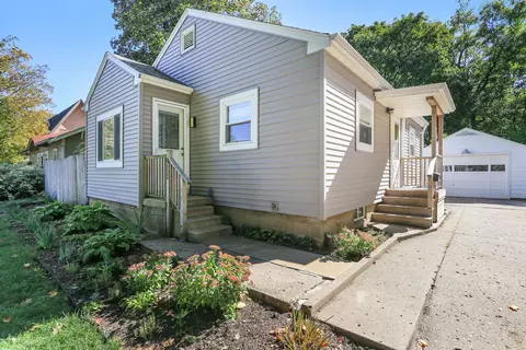 911 W Union St, Champaign, IL 61821