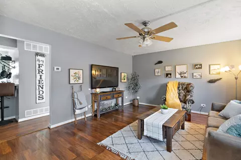 1119 S Curtis Ave #E50, Kankakee, IL 60901 photo 2