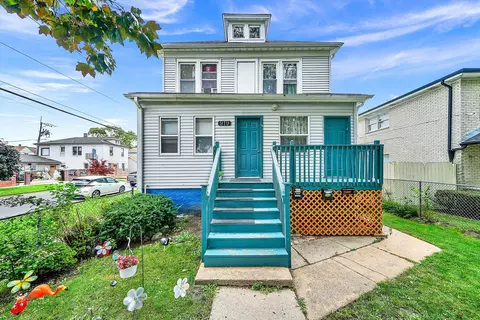 919 N 21st Ave, Melrose Park, IL 60160