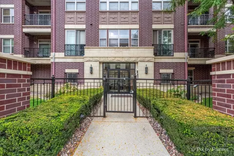 6436 Roosevelt Rd #314, Oak Park, IL 60304