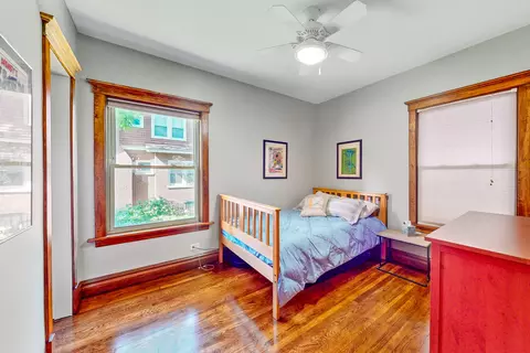 553 Webford Ave, Des Plaines, IL 60016 photo 12