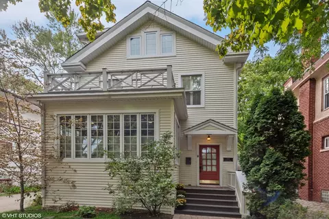 109 Dupee Pl, Wilmette, IL 60091