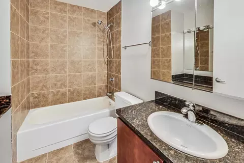 30 E Huron St #3209, Chicago, IL 60611 photo 16