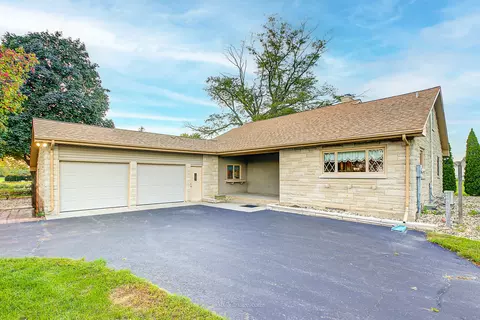 24542 Caton Farm Rd, Plainfield, IL 60586