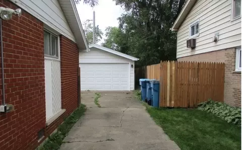 15237 Ridgeway Ave, Midlothian, IL 60445 photo 10