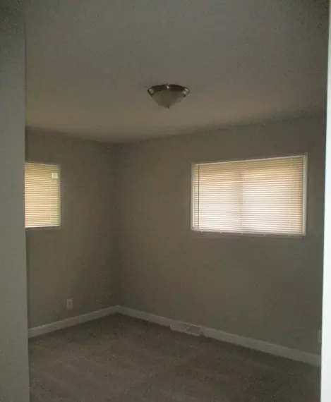 15237 Ridgeway Ave, Midlothian, IL 60445 photo 8