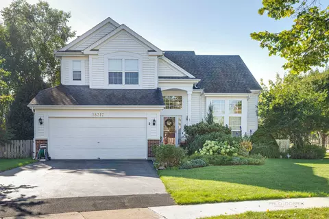 18317 W Meander Dr, Grayslake, IL 60030