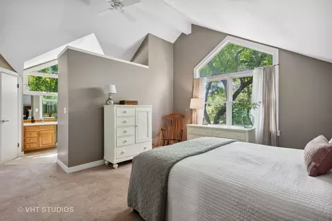 319 E Harrison Ave, Wheaton, IL 60187 photo 17