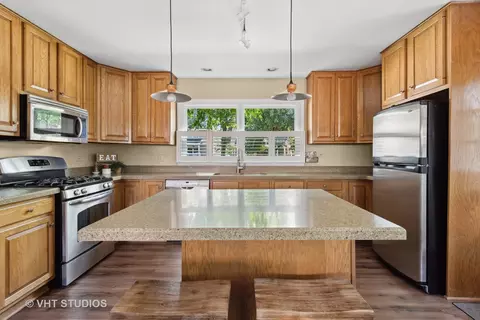319 E Harrison Ave, Wheaton, IL 60187 photo 9