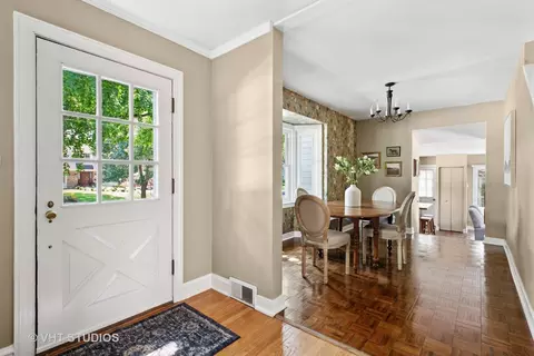 319 E Harrison Ave, Wheaton, IL 60187 photo 3