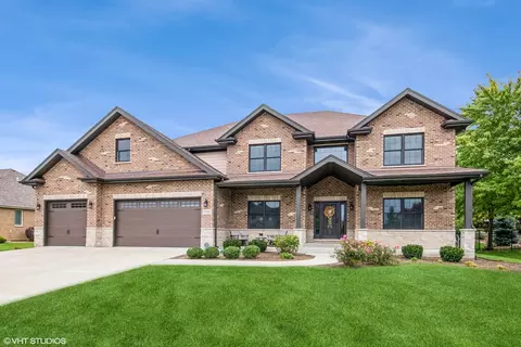 22969 Toscana Dr, Frankfort, IL 60423