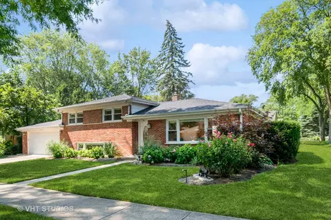 740 Juniper Rd, Glenview, IL 60025 photo 2