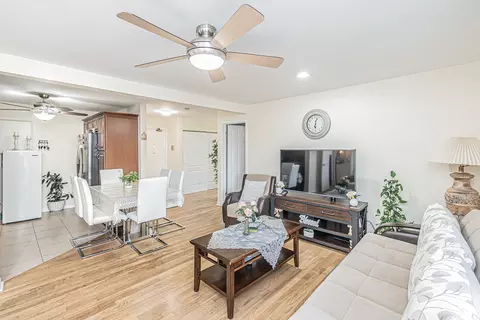 9460 Dee Rd #1D, Des Plaines, IL 60016 photo 6
