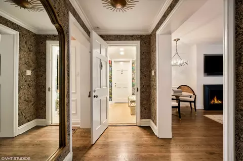 210 E Pearson St #7C, Chicago, IL 60611 photo 4