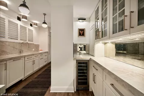 210 E Pearson St #7C, Chicago, IL 60611 photo 22