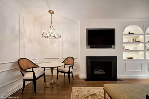 210 E Pearson St #7C, Chicago, IL 60611 photo 14