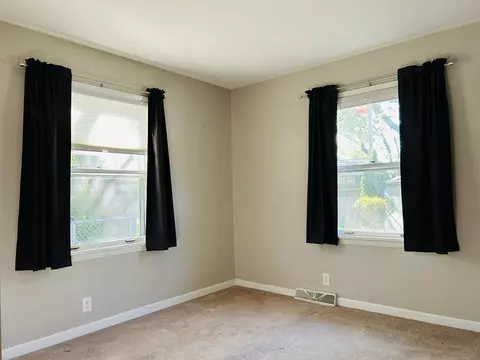 706 Watson Dr, Genoa, IL 60135 photo 14