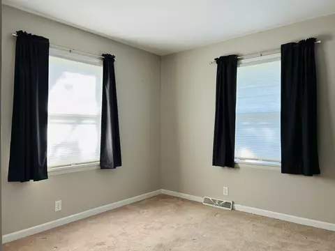 706 Watson Dr, Genoa, IL 60135 photo 11