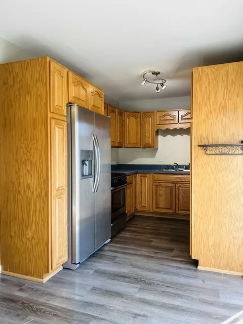 706 Watson Dr, Genoa, IL 60135 photo 9