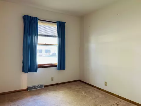 706 Watson Dr, Genoa, IL 60135 photo 18