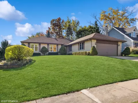 733 W Kimball Ave, Palatine, IL 60067