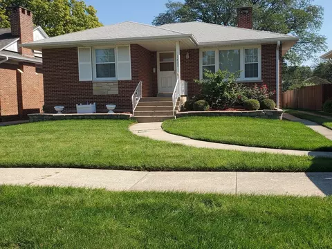 1651 Sunnyside Ave, Westchester, IL 60154