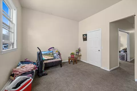 311 E Chicago St, Elgin, IL 60120 photo 4
