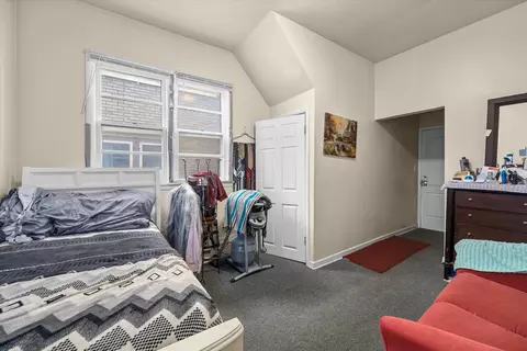 311 E Chicago St, Elgin, IL 60120 photo 8