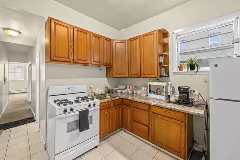 311 E Chicago St, Elgin, IL 60120 photo 6