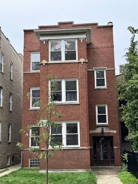 4908 N Rockwell St, Chicago, IL 60625