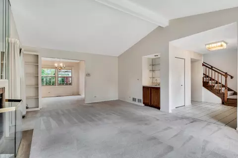 936 Honeysuckle Dr, Wheeling, IL 60090 photo 6