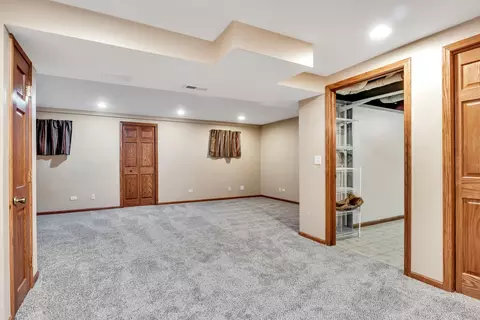 936 Honeysuckle Dr, Wheeling, IL 60090 photo 20
